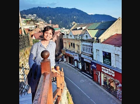 Bilingual poet Alka Tyagi