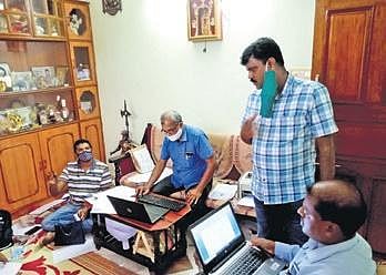 ACB officials conducted a raid on Malkajgiri ACP Y Narsimha Reddy’s residence on Wednesday. (Photo | EPS/Vinay Madapu)