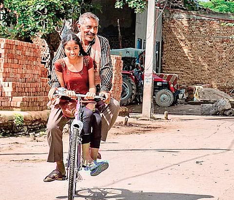 A still from Matto Ki Saikal