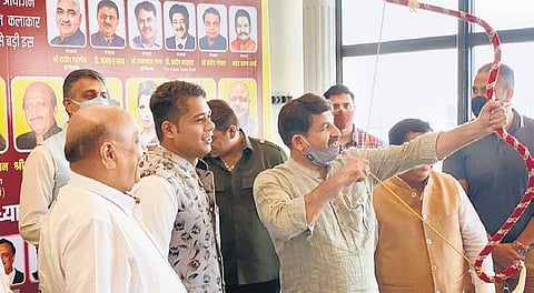 BJP MP Manoj Tiwari is part of the star cast of the Ram Leela in Ayodhya | Express