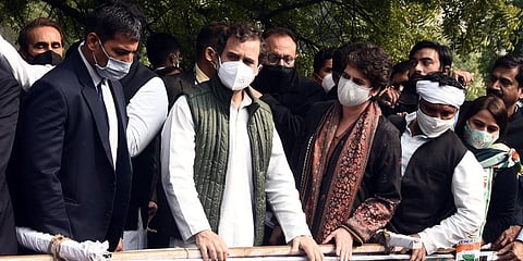 Congress party workers along with Rahul Gandhi and Priyanka Gandhi Vadra protest against the new farm laws at Raj Niwas in New Delhi. (Photo | Parveen Negi, EPS)