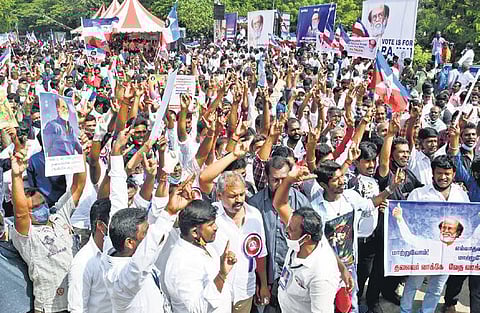 Rajini fans gather at Valluvar Kottam on Sunday to request the actor to rethink his decision and join electoral politics. (Photo | P Jawahar, EPS)