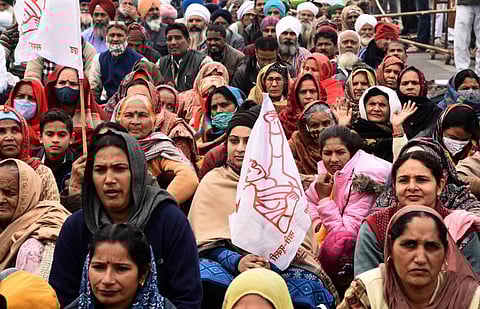 Womens during farmers ongoing protest against the new farm laws at Ghazipur border in New Delhi on Monday Jan. 18 2021. (Photo | Parveen Negi/EPS)