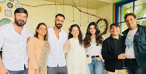 Kangana Ranaut on Friday hosted a New Year party for the team of her upcoming action-drama flick 'Dhaakad' and shared glimpses of the party on her social media accounts.