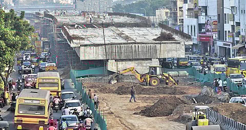 The under construction flyover near CMBT at Koyambedu | p jawahar