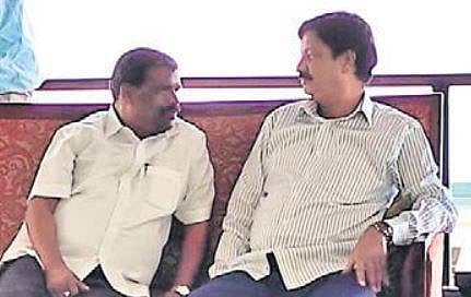 Resort politics? Jarkiholi-led meeting sparks speculation