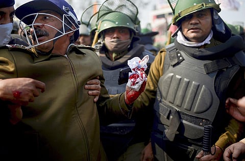 Alipur SHO Pradeep Paliwal was intervening in the clash between farmers and a large group of men claiming to be local residents over vacating the Singhu border protest site. (Photo | PTI)