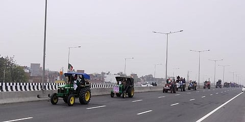 Farmers  tractor march start at Ghazipur border and en route to Eastern and Western peripheral on Thursday. (Photo | Parveen Negi, EPS)