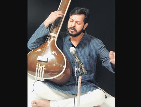 Dhrupad vocalist Sumeet Anand Pandey
