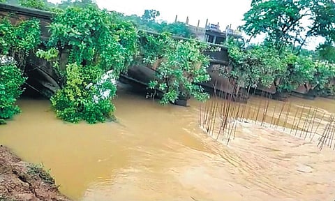 Jalaka river crosses danger mark, flood fear grips Balasore villages
