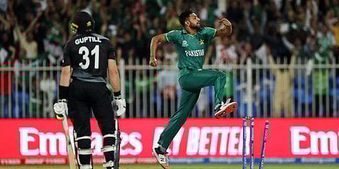 Martin Guptill suffers toe injury, doubtful for India clash