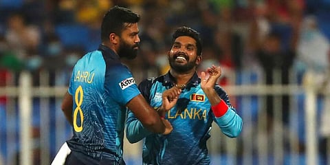 Sri Lanka's Lahiru Kumara (L) and Wanindu Hasaranga. (Photo | AP)