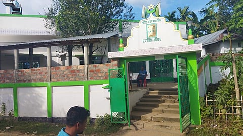 Tripura police have appealed to stop spreading rumours and has shared photographs of masjid in Panisagar which is functioning normally. (Photo | Twitter/Tripura police)