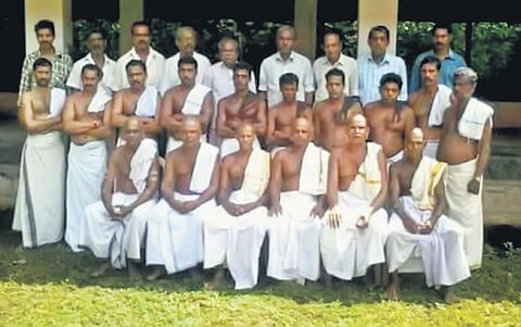The ‘Anthithiriyanachhanmaar’ of Thiyyas who supervise the community