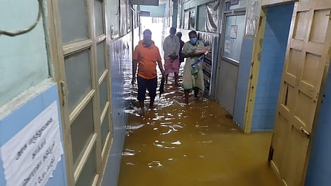 Chrompet Government Hospital flooded by the rain on Thursday (Express Photo | Ashwin Prasath)