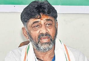 BJP, Congress continue to spar over Bitcoin scam