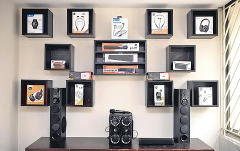 HapiPola sells bluetooth speakers,TWS | Debdatta Mallick