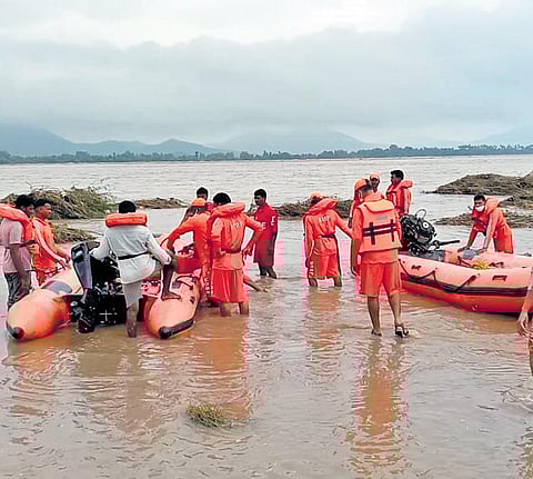 Rescue teams continue search for the missing in Kadapa