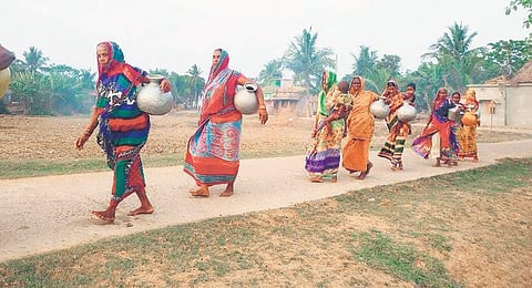 Women from the coastal villages of Jagatsinghpur are forced to walk miles to fetch drinking water every year. (File Photo)