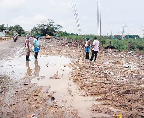 Senneerkuppam landfill was cleared after complaints were raised | Express
