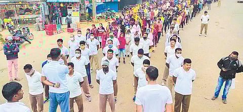 2K run as a part of ‘Parivartana’ at Paderu in Vizag on Sunday I Express