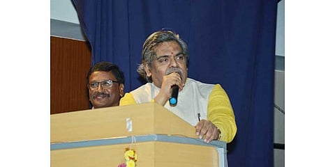 Sitarama Sastry quit BSNL job in 1985 for literary pursuit  