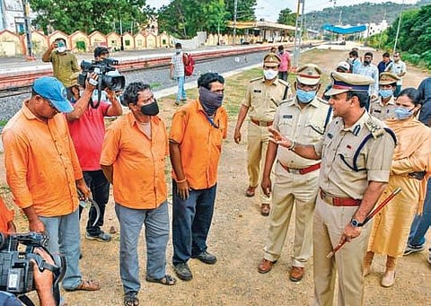 City police commissioner Kanthi Rana Tata interacts with trackmen and gangmen at Madhura Nagar railway station in Vijayawada on Friday | Prasant Madugula