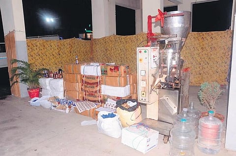 After vigil on border, Odisha gangs make, sell spurious liquor in Srikakulam