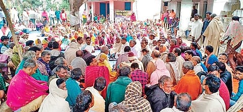 Villagers at Dhinkia panchayat. (File Photo| EPS)