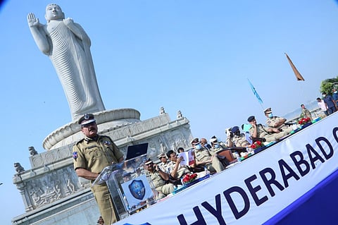 Hyderabad Police Commissioner Anjani Kumar addressing the media (Photo | Express)