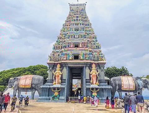 Nagapooshani Amman Kovil in Jaffna