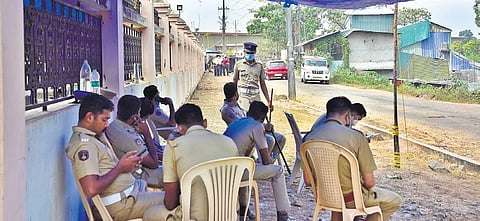 Police personnel posted in front of the labour camp of Kitex at Kizhakkambalam following the attack on the police on Christmas night | Albin Mathew