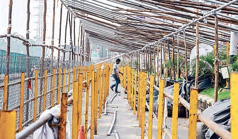 Andhra government prepares temporary sheds for Giri Pradakshina by the Bhavanis. (File Photo | Express)