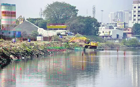 Boundaries of TNHB’s project site under Cooum waters