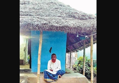 59-year-old Abdul, popularly known as Shyam Chacha, has set an example of religious amity