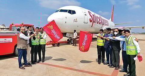 SpiceXpress launches freight service at the Gannavaram airport terminal | Express