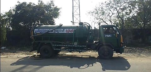 A municipality lorry caught disposing sewage in Poonamallee (Photo | Special arrangement)