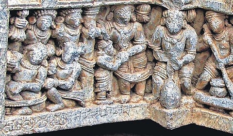 Preparation for Bakasura Vadha with the Pandavas at the potter’s house, a Mahabharata narrative panel from Somanathapura. The signature of Mallitamma, the Hoysala artist whose work spanned more than