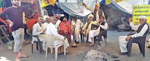 After surviving the winter, the farmer protesters at Singhu border are bracing for a punishing summer. (Photo| EPS)