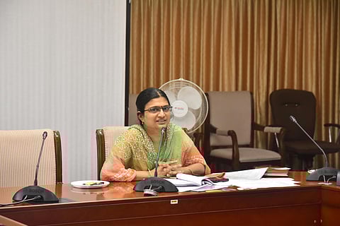 Deputy General Manager & CPRO E. Vijaya briefing reporters across Karnataka virtually from Hubballi on the Railway budget (Photo | Special arrangement)