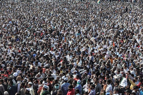 The farmers at the Mahapanchayat in UP's Shamli district. (Photo | Twitter/@RLDparty)