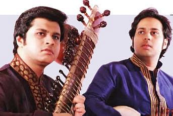 Brothers (L) Lakshay Mohan and (R) Aayush Mohan