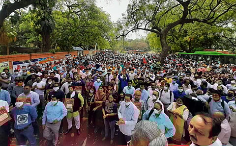 Bank employees nationwide strike called by United Forum of Bank Unions against the proposed privatisation of two state-owned lenders in New Delhi on Tuesday. (Photo | Shekhar Yadav, EPS)