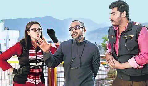 Dibakar Banerjee with Arjun Kapoor and Parineeti Chopra on the sets of 'Sandeep Aur Pinky Faraar'