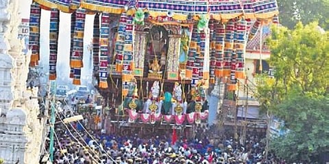 The 96-feet tall temple chariot in Tamil Nadu’s Tiruvarur during the Aazhi ther festival in 2019 | Aravind / Ajaba Fotos