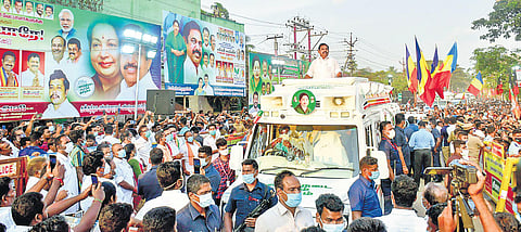 Chief Minister Edappadi K Palaniswami campaigning in Mayiladuthurai on Thursday | express ressress