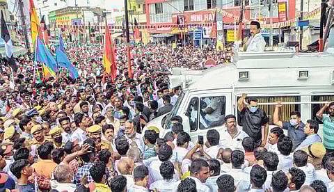 DMK president MK Stalin addressing an election campaign meeting at Tirunelveli Town on Saturday | V KARTHIKALAGU