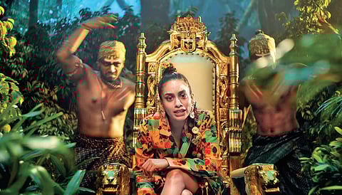 A still from 'Enjoy Enjaami'.