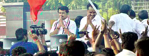 Karur: Which transport minister will drive people to New Bus Stand?