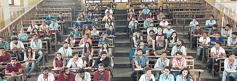 The team, which shot the film in 140 days, had freshers participating in the shoot for at least 120 days.